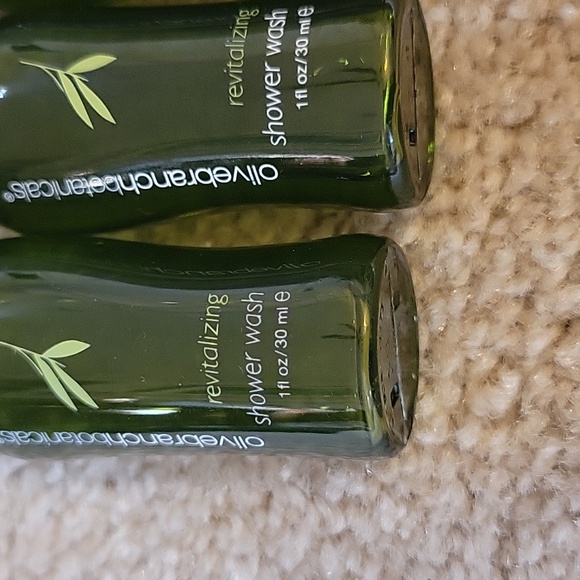Olive Branch Botanicals Revitalizing Shower Wash - Lot Of 4 Travel Size Bottles - Picture 2 of 4